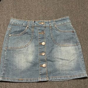 Button up Jean skirt size 7